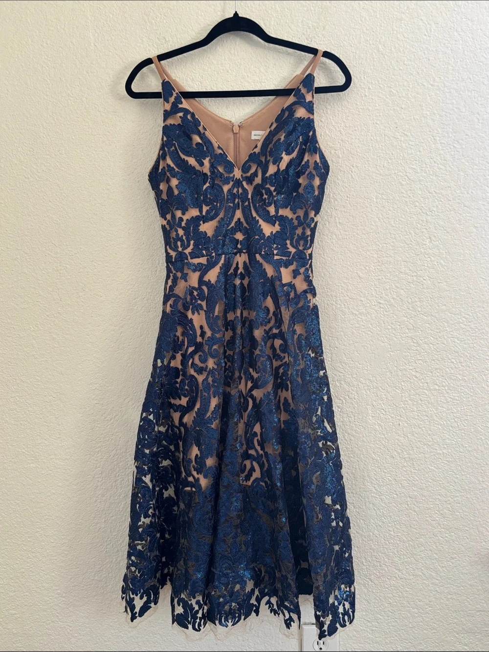 Dress The Population Navy Nude Blair Sequins Cocktail Midi Dress Size Small - Picture 2 of 11